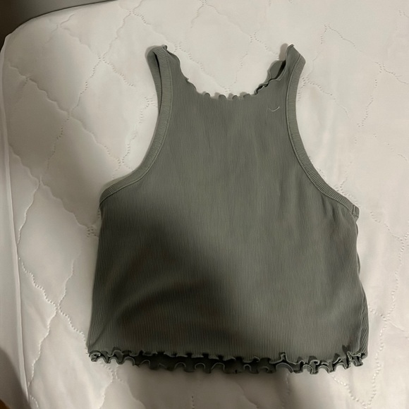 Green cropped tank top - Picture 1 of 1